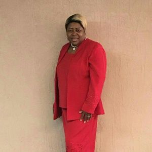 Meet your Posher, Delores