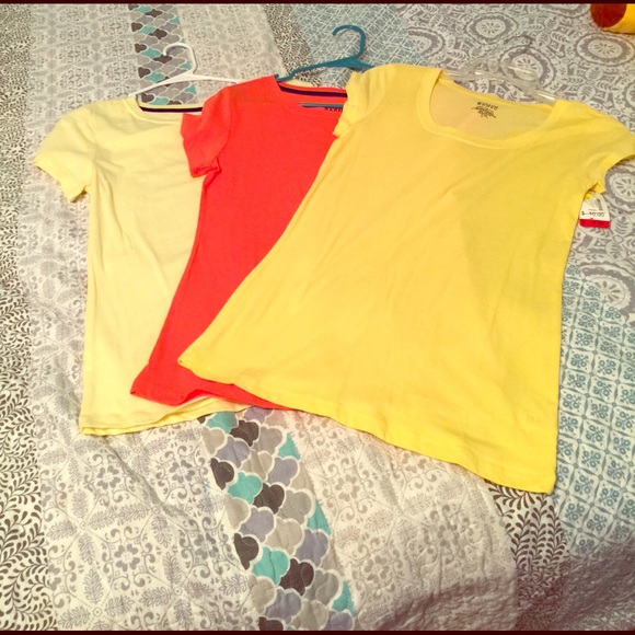 Three t-shirt - Picture 1 of 4