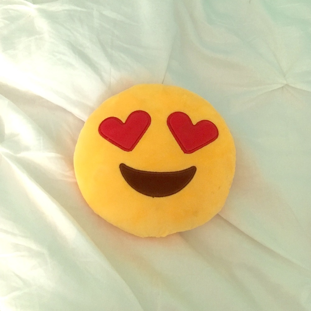 Mini Emoji Plush Pillow😍