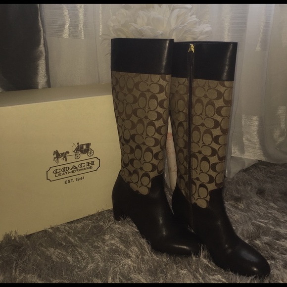 Brand NEW COACH boots 7 brown leather khaki shoes - Picture 3 of 8