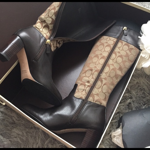 Brand NEW COACH boots 7 brown leather khaki shoes - Picture 5 of 8