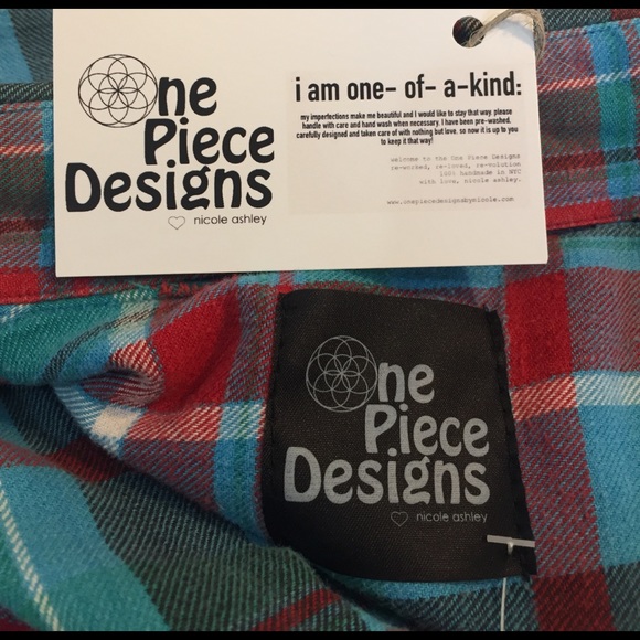 One Piece Designs Blue Plaid Flannel Size L NWT - Picture 4 of 4