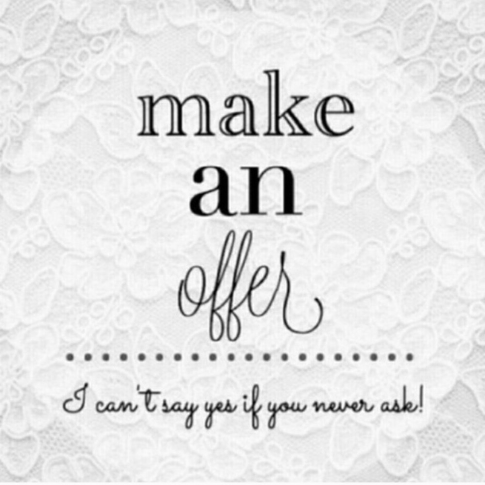 Click the offer button! 💟 Everything must go!