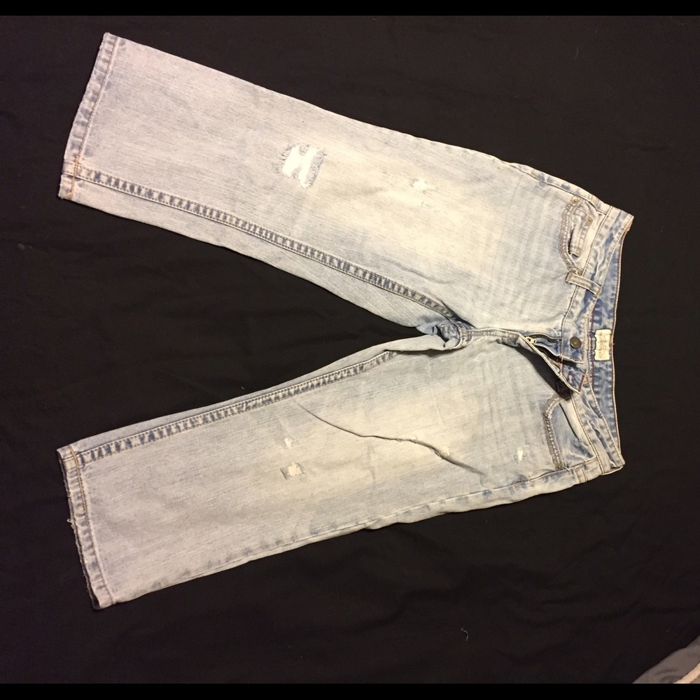 Aeropostale Crop Jeans- Size 9/10