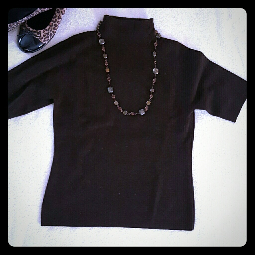 Ann Taylor Loft Brown short sleeve knit top