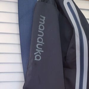 Manduka yoga mat carrier
