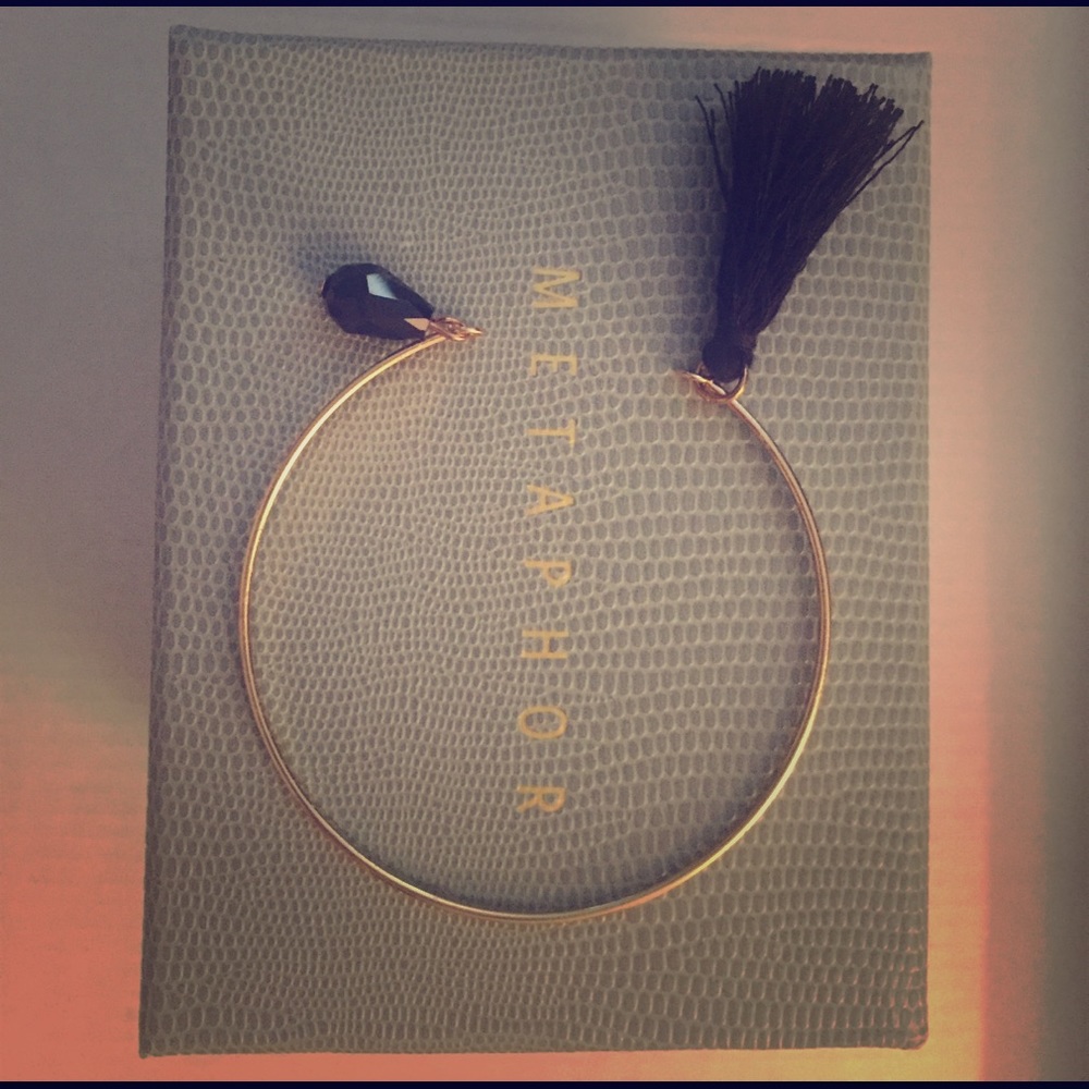 Metaphor gold/black dainty tassel cuff bracelet