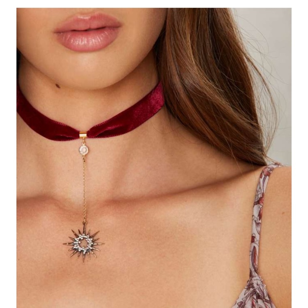 Frasier Sterling Velvet starburst Charm Choker
