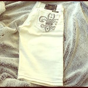 MISS ME white bermuda shorts