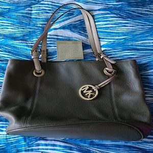 Authentic Micheal Kors handbag