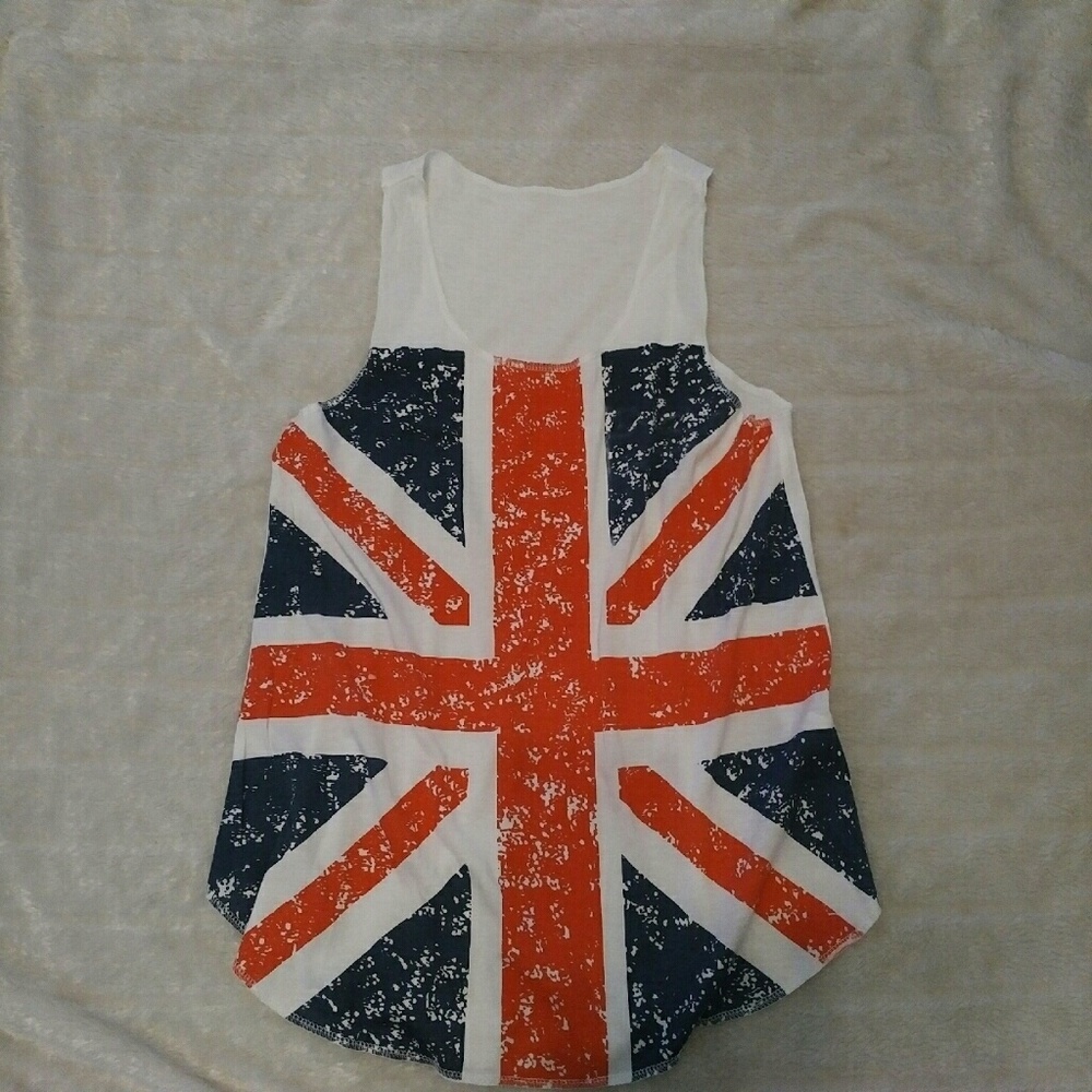 NWOT UK flag top