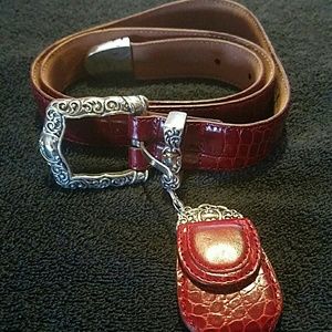 Closet clear out !!!!! Ends tonight !Brighton belt