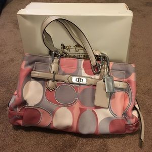 Authentic coach signature Chelsea Jayden bag