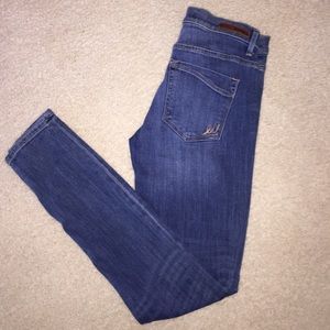 EXPRESS jeans size 4 jegging NWOT