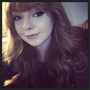 Meet your Posher, Kenzie