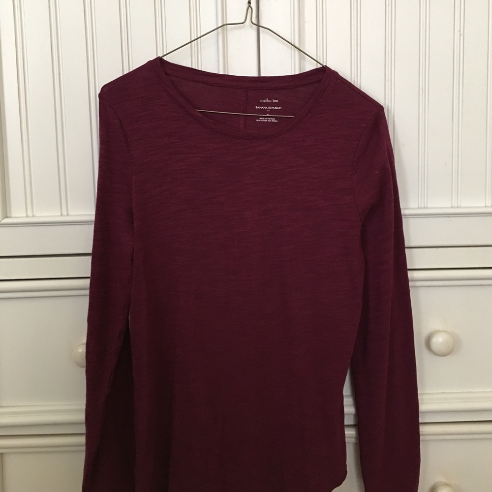 NEVER WORN! Banana Republic Malibu Tee