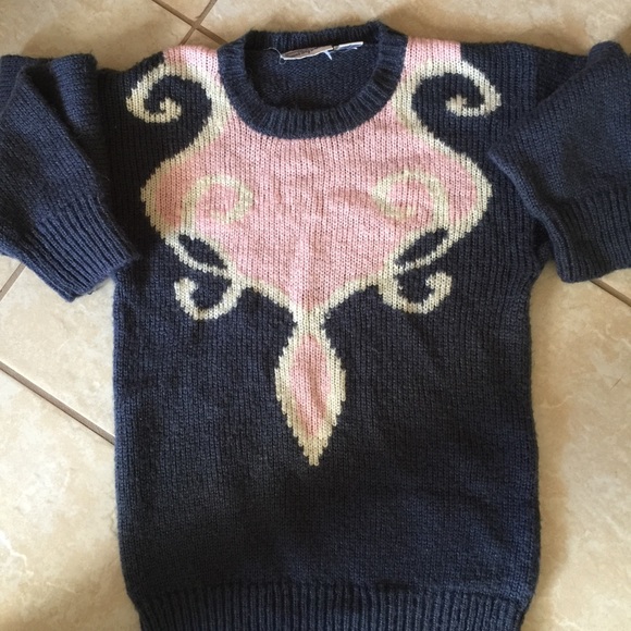 Sweater - Picture 2 of 4