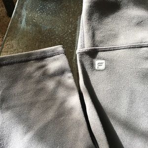 Fabletics Charcoal Heather Gray leggings!