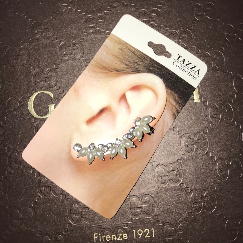 Fashion statement ear piece