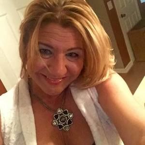 Meet your Posher, Jenn