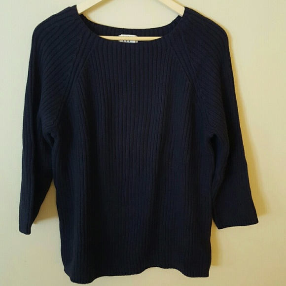 Navy blue sweater with 3/4 length sleeves - Picture 2 of 4