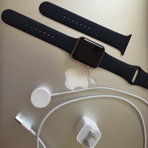 NEW Apple Watch Series 2, Water resistance.