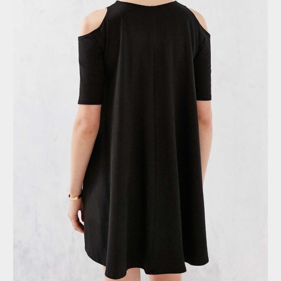 🎉new! UO Cold Shoulder Dress - Picture 3 of 3