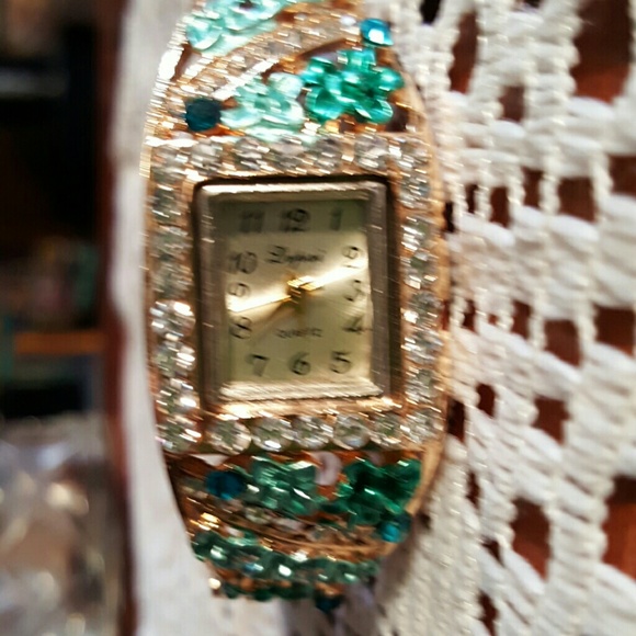 Watch - Picture 4 of 4