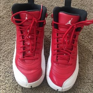 jordan 12's