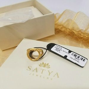 SATYA JEWELRY Gunmetal And Gold Moon Ring