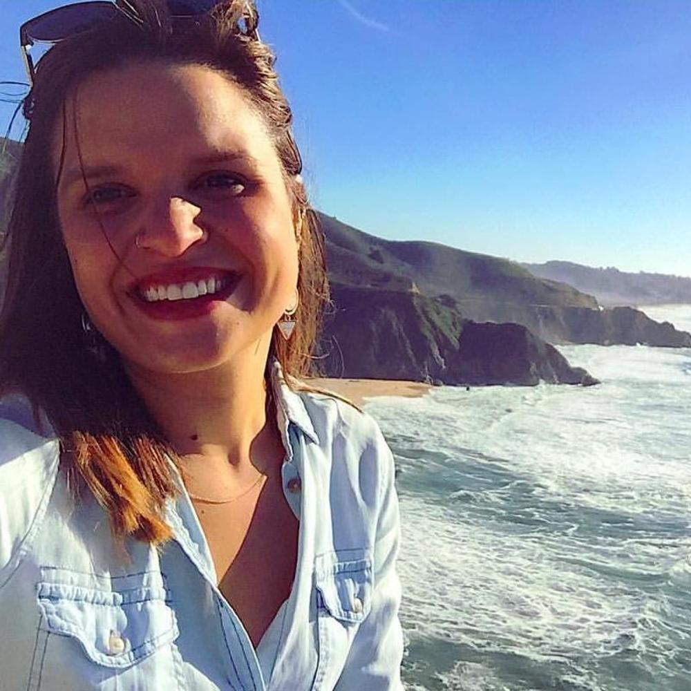 Meet your Posher, Leah