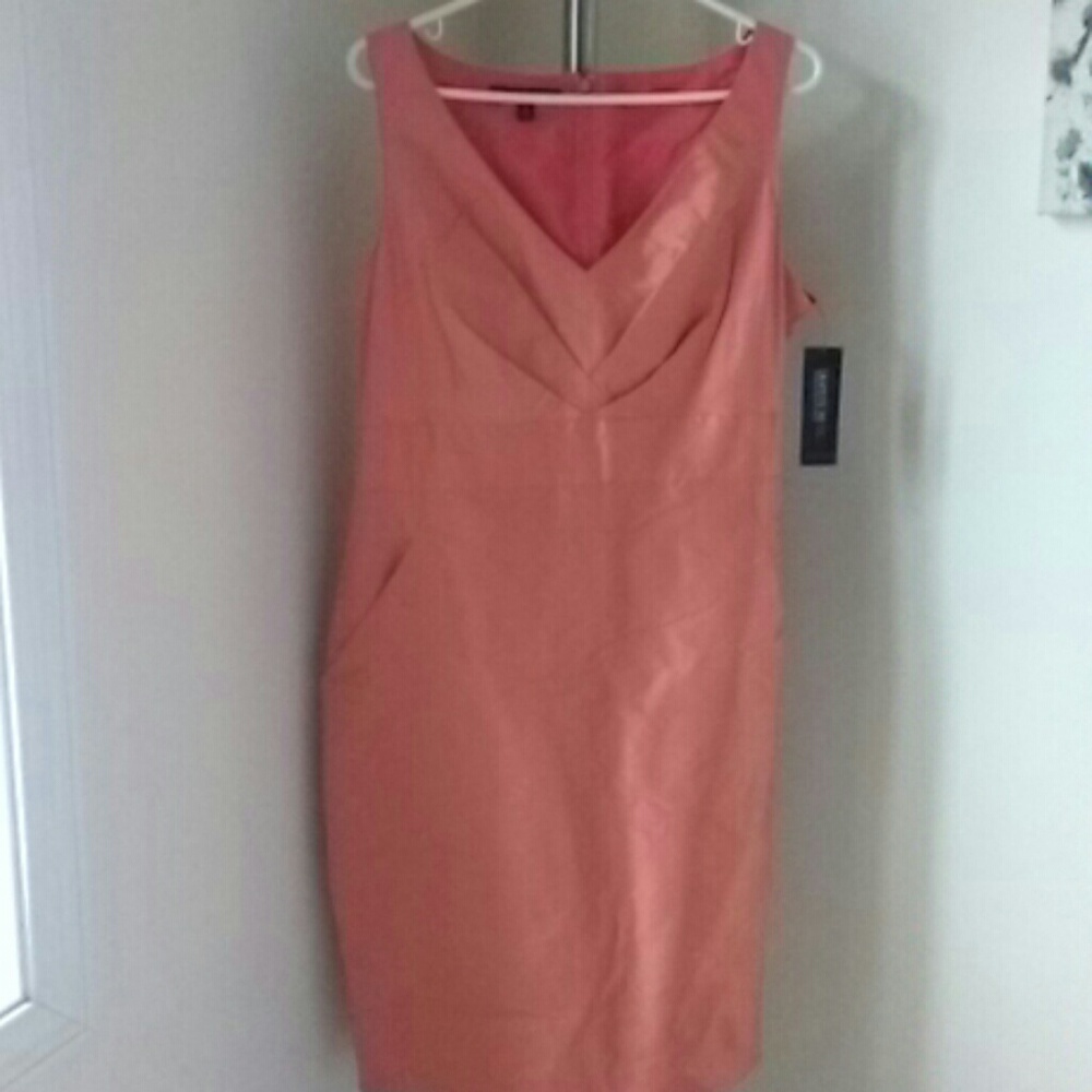 Beautiful silk cocktail dress, sleeveless,  color: