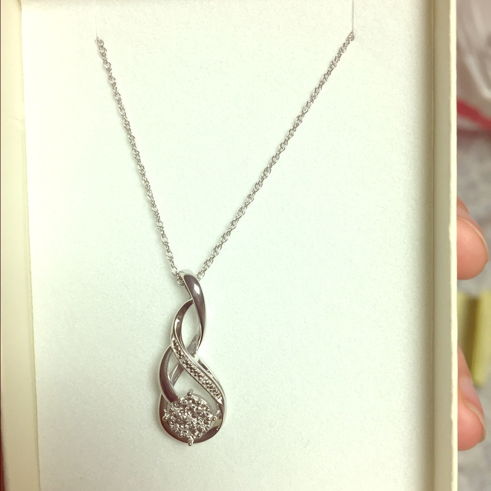 Kay's sterling silver necklace