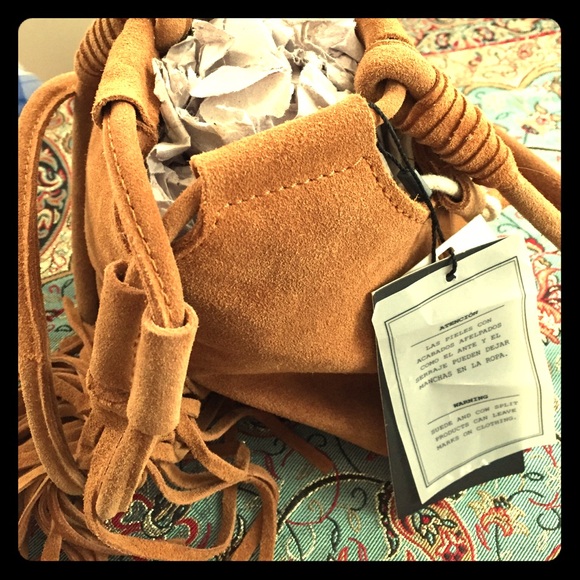 Very cute small suede buckle bag - Picture 1 of 3