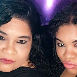 Meet your Posher, Eva