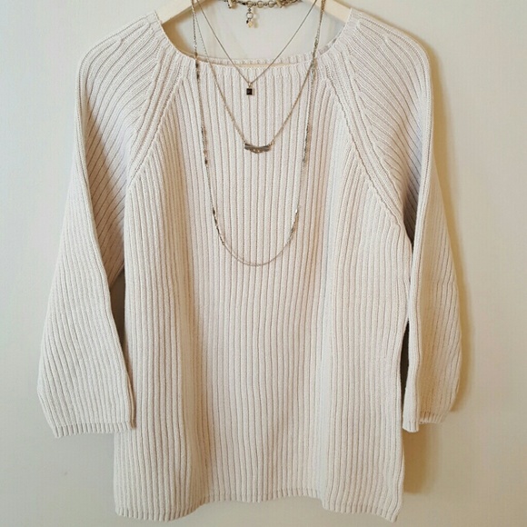 Off-white 3/4 length sleeve sweater - Picture 2 of 4