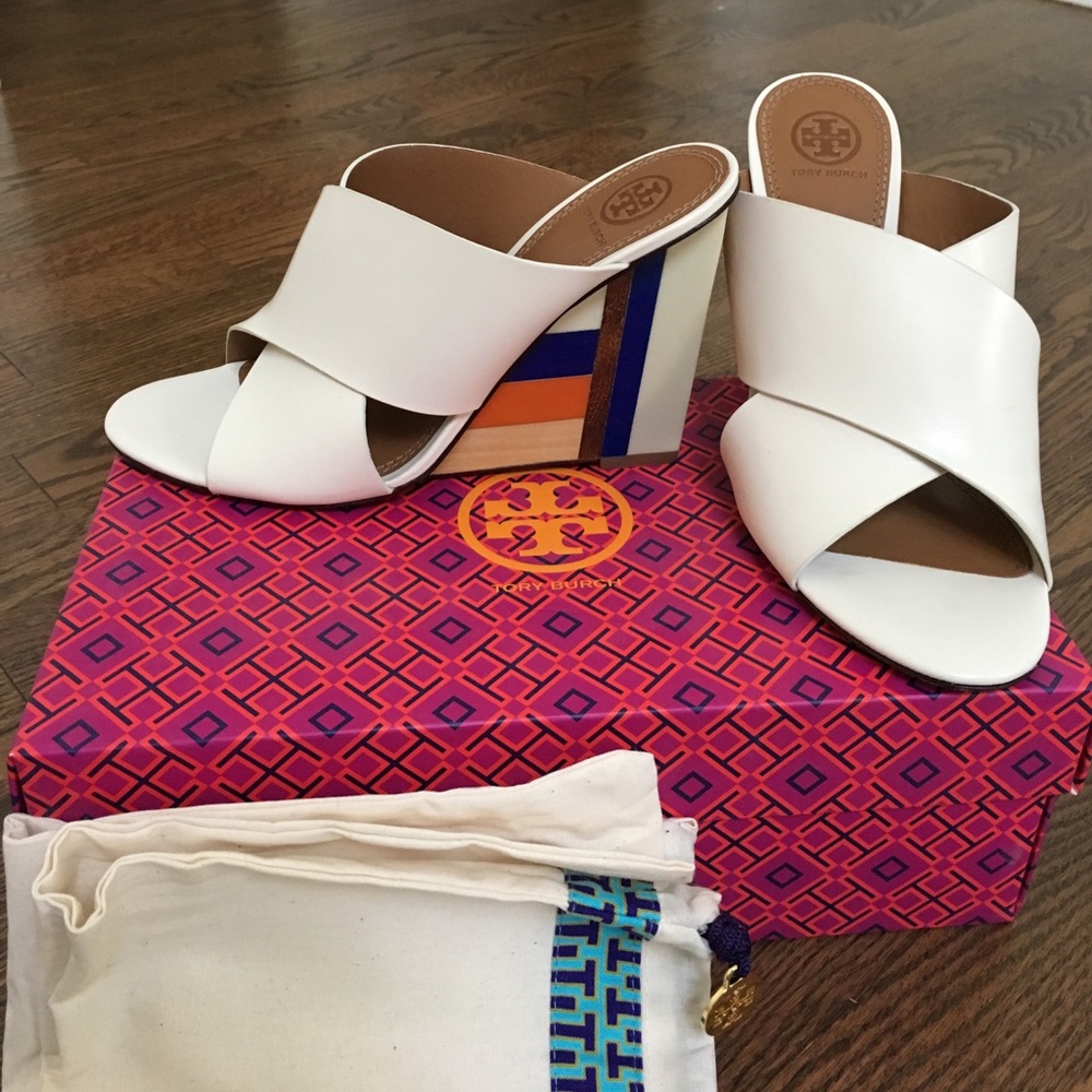 Brand New Tory Burch Ivory Color Cube Mules