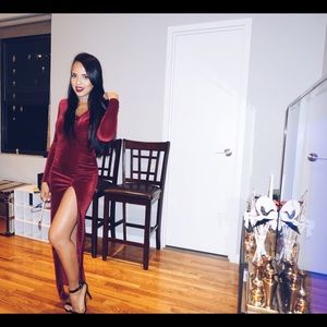 Red Long Sleeve velvet Dress