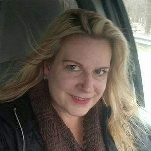 Meet your Posher, Anne