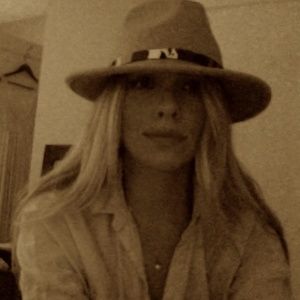 Meet your Posher, Marion