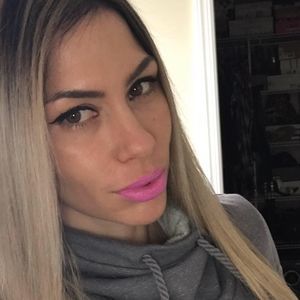 Meet your Posher, Annie