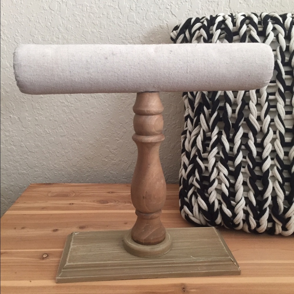 Jewelry holder