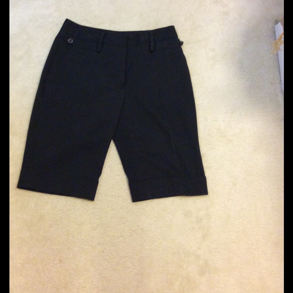 MKM black cuffed dress shorts size 5/6