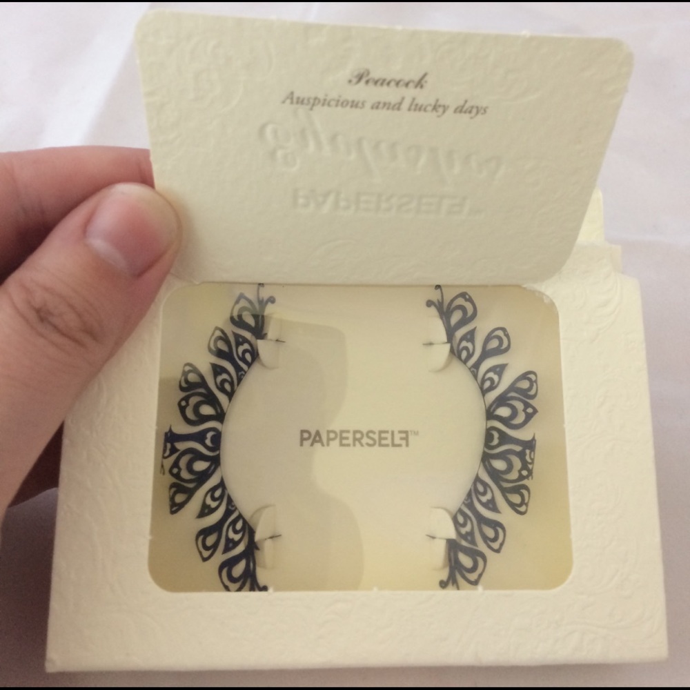 Paperself Peacock Lashes
