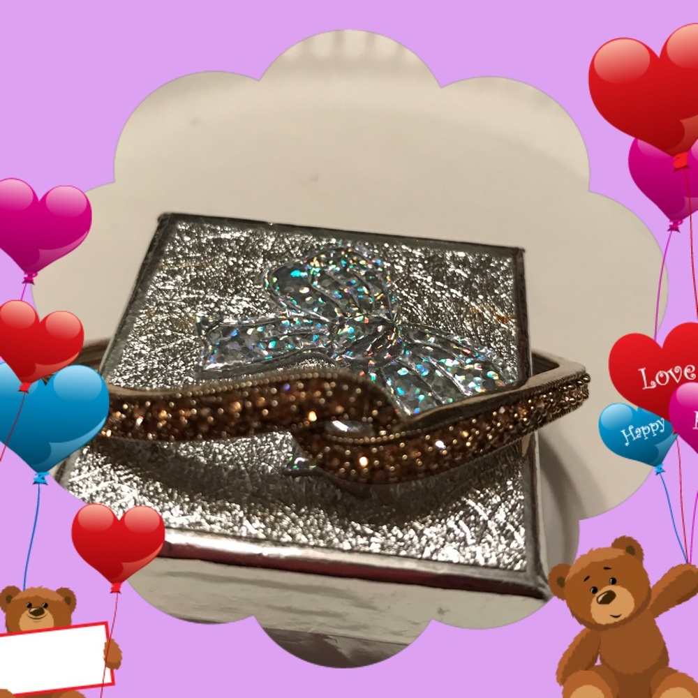 🖤Monet rhinestone bangle❤️