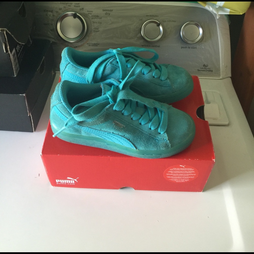 Iced blue sued kid size 11 puma tennis shoes