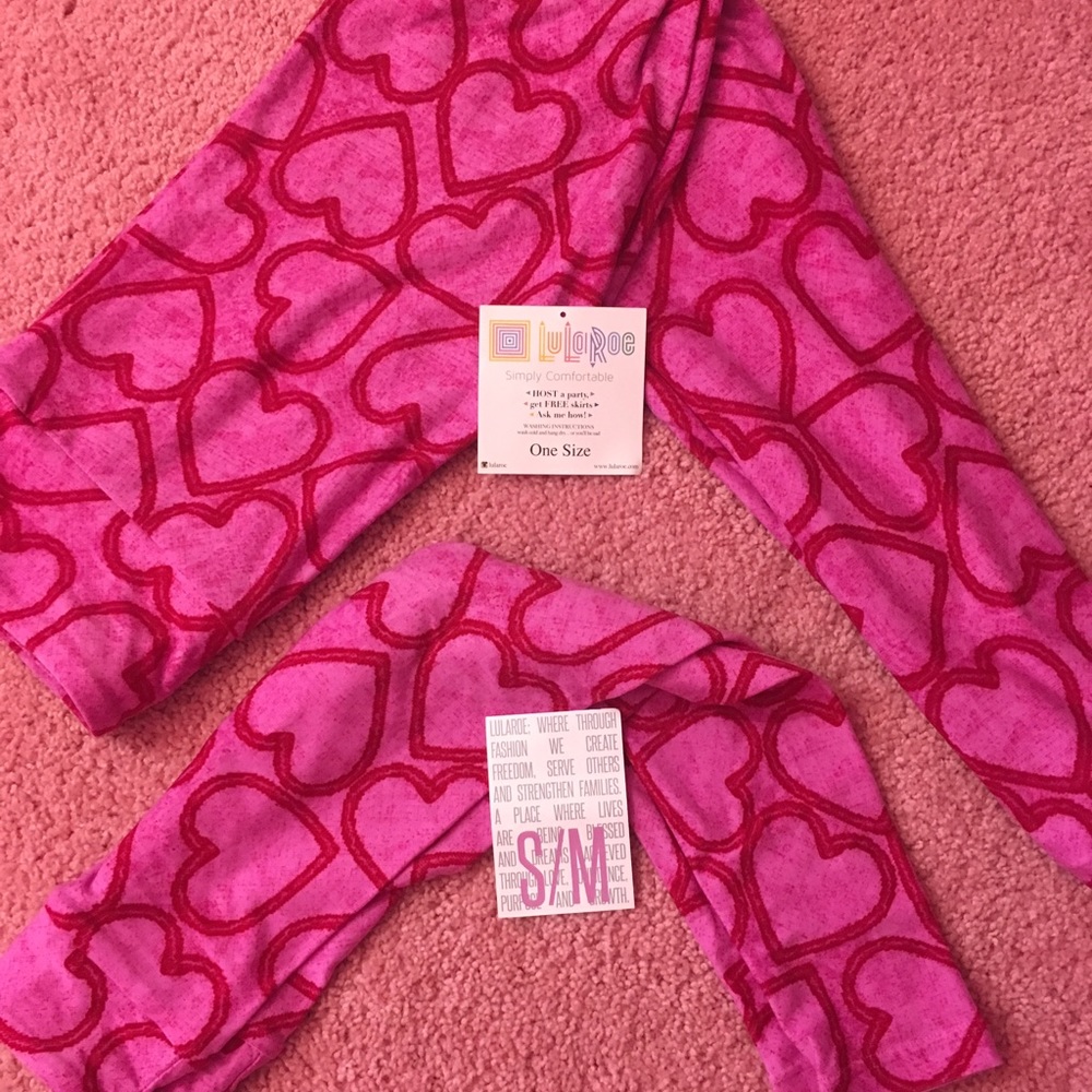 💗SOLD💗 Lularoe Mommy Me Valentine Legging Set