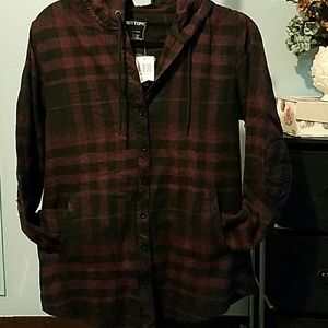 Hot Topic flannel with hood and skulls size M