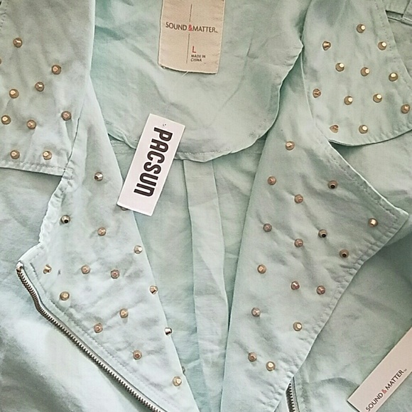 Turquoise studded jacket - Picture 3 of 3