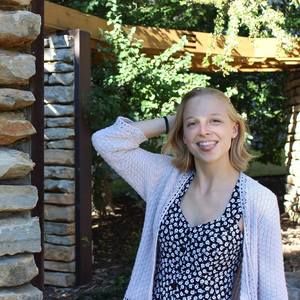 Meet your Posher, April